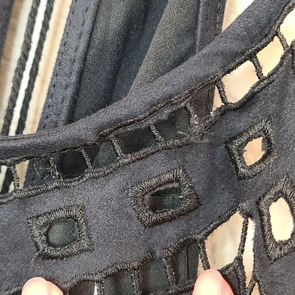 NU New York Womens Shirt Top Small Blue Eyelet Halter Open Back Tasseled Casual - Picture 3 of 12